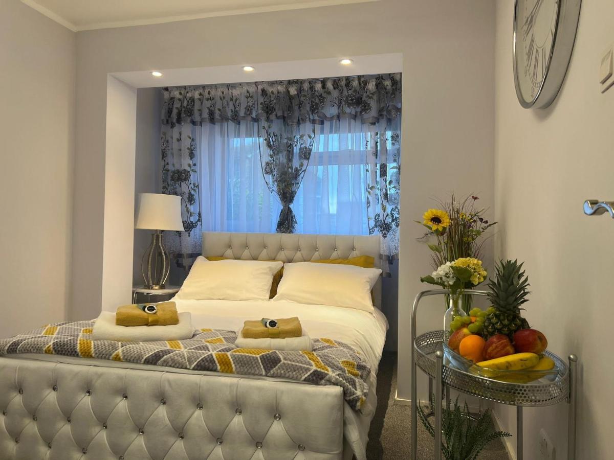 Apartment Luxe Free Wifi, Free Parking, Free Netflix Friern Barnet Luaran gambar