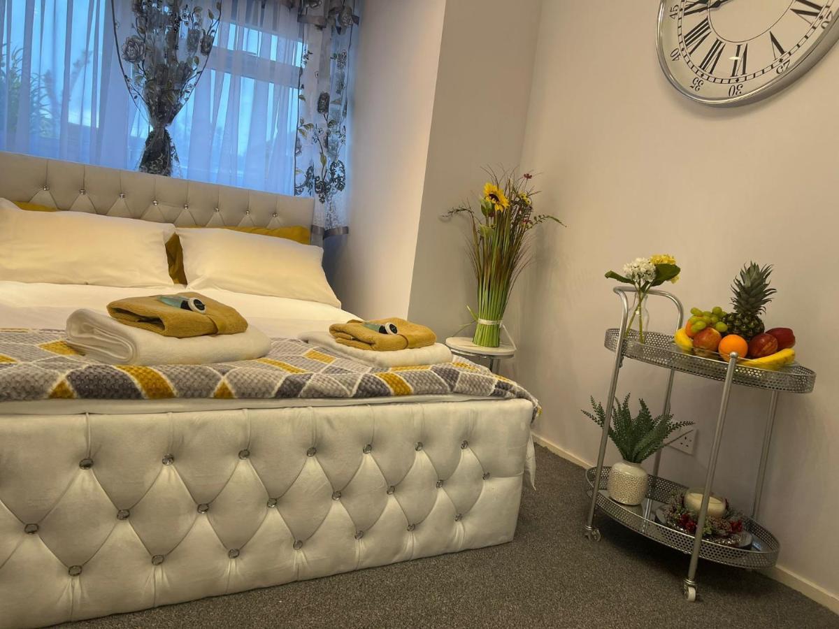 Apartment Luxe Free Wifi, Free Parking, Free Netflix Friern Barnet Luaran gambar